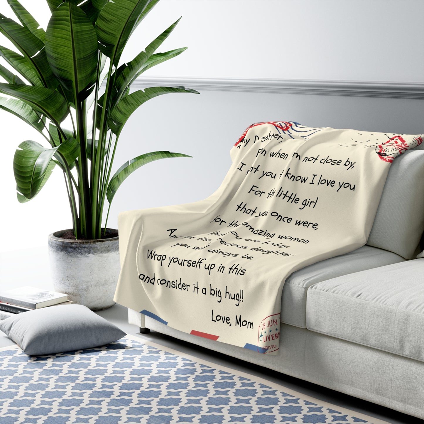 Luxurious Personalized Sherpa Fleece Blanket - Heartfelt Gift for Daughters